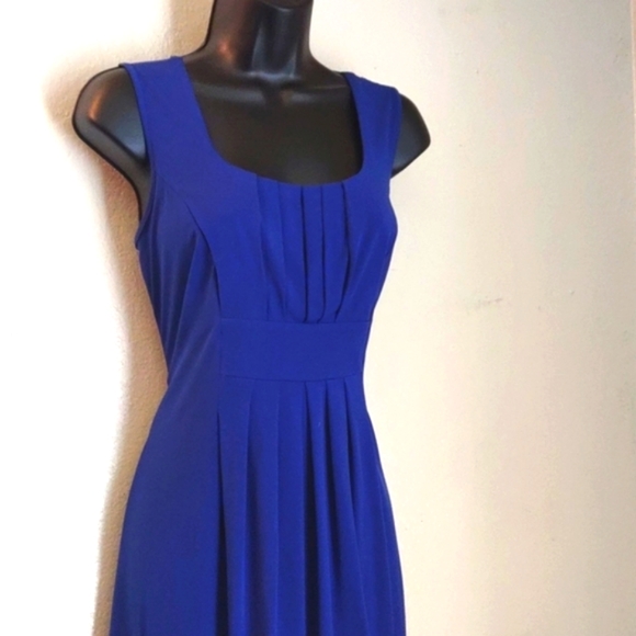 Enfocus Studio Dresses & Skirts - Women's blue En Focus Studio mid length pleated dress size 10